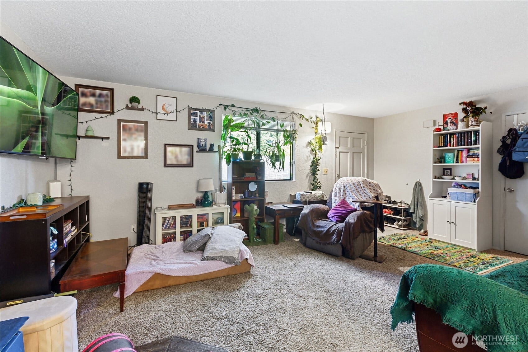 4521 Grand Avenue, Everett, WA 98203 4521 Grand Avenue, Everett, WA 98203