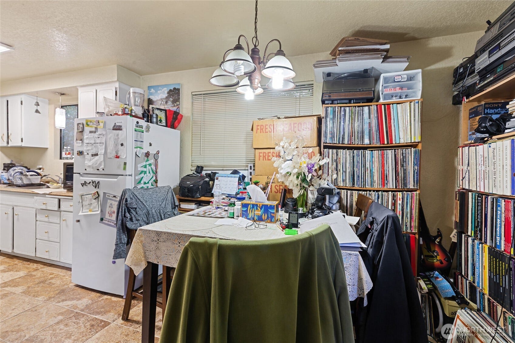 4521 Grand Avenue, Everett, WA 98203 4521 Grand Avenue, Everett, WA 98203