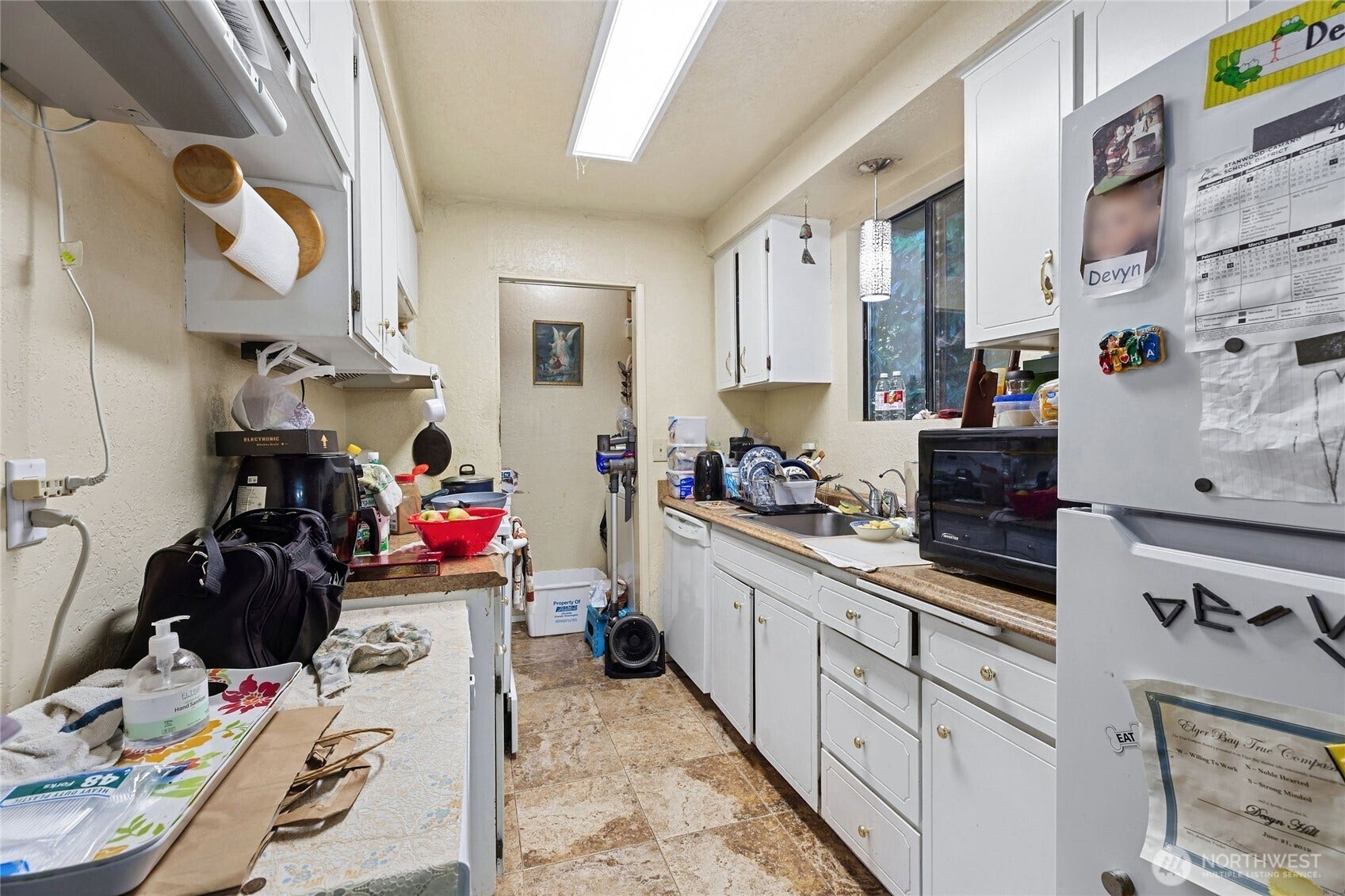 4521 Grand Avenue, Everett, WA 98203 4521 Grand Avenue, Everett, WA 98203