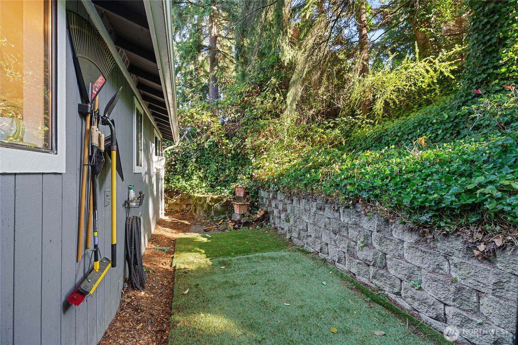 4521 Grand Avenue, Everett, WA 98203 4521 Grand Avenue, Everett, WA 98203