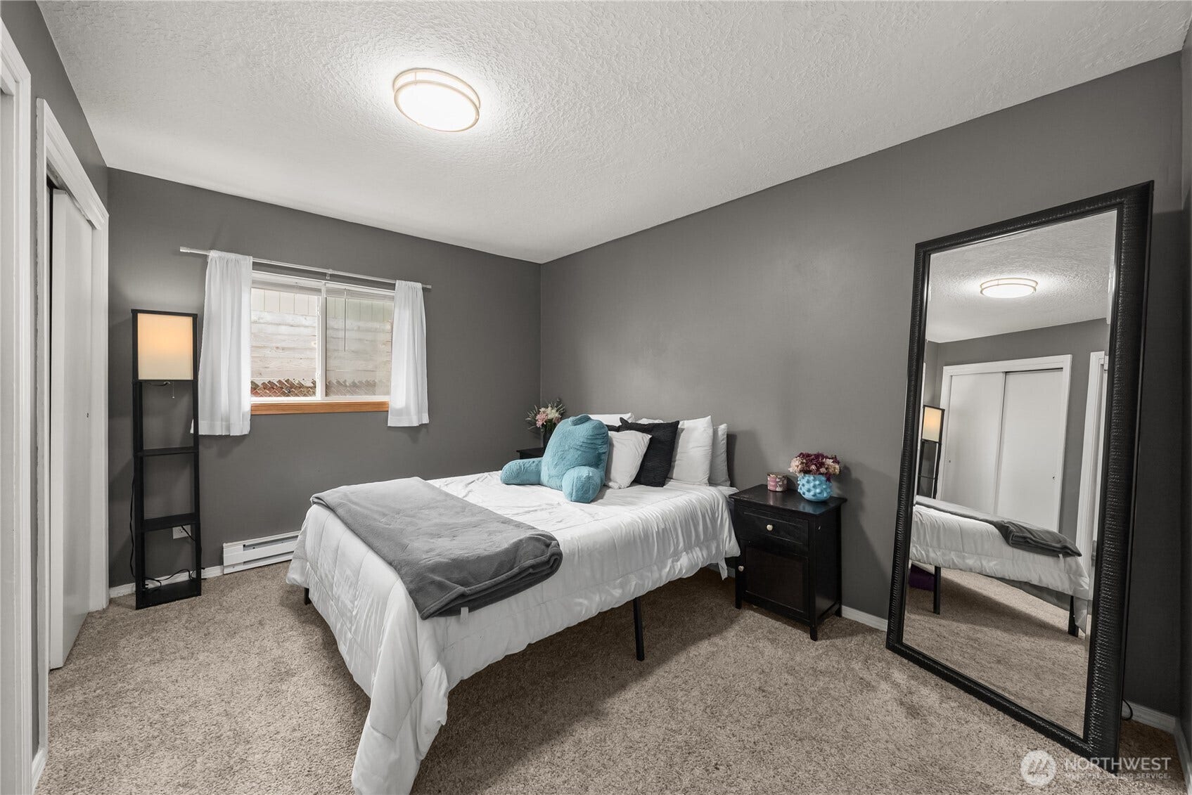 27205 124th Avenue SE, Kent, WA 98030 27205 124th Avenue SE, Kent, WA 98030