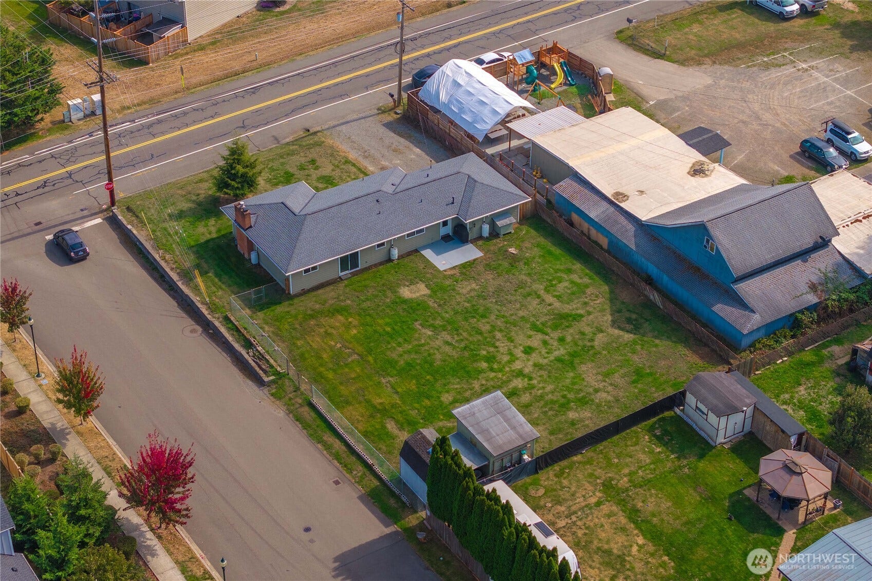 27205 124th Avenue SE, Kent, WA 98030 27205 124th Avenue SE, Kent, WA 98030