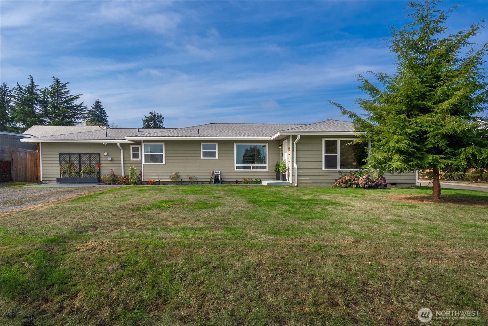 27205 124th Avenue SE, Kent, WA 98030 27205 124th Avenue SE, Kent, WA 98030