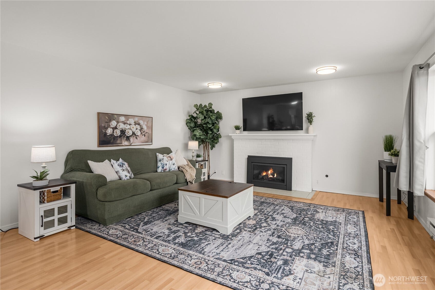 27205 124th Avenue SE, Kent, WA 98030 27205 124th Avenue SE, Kent, WA 98030