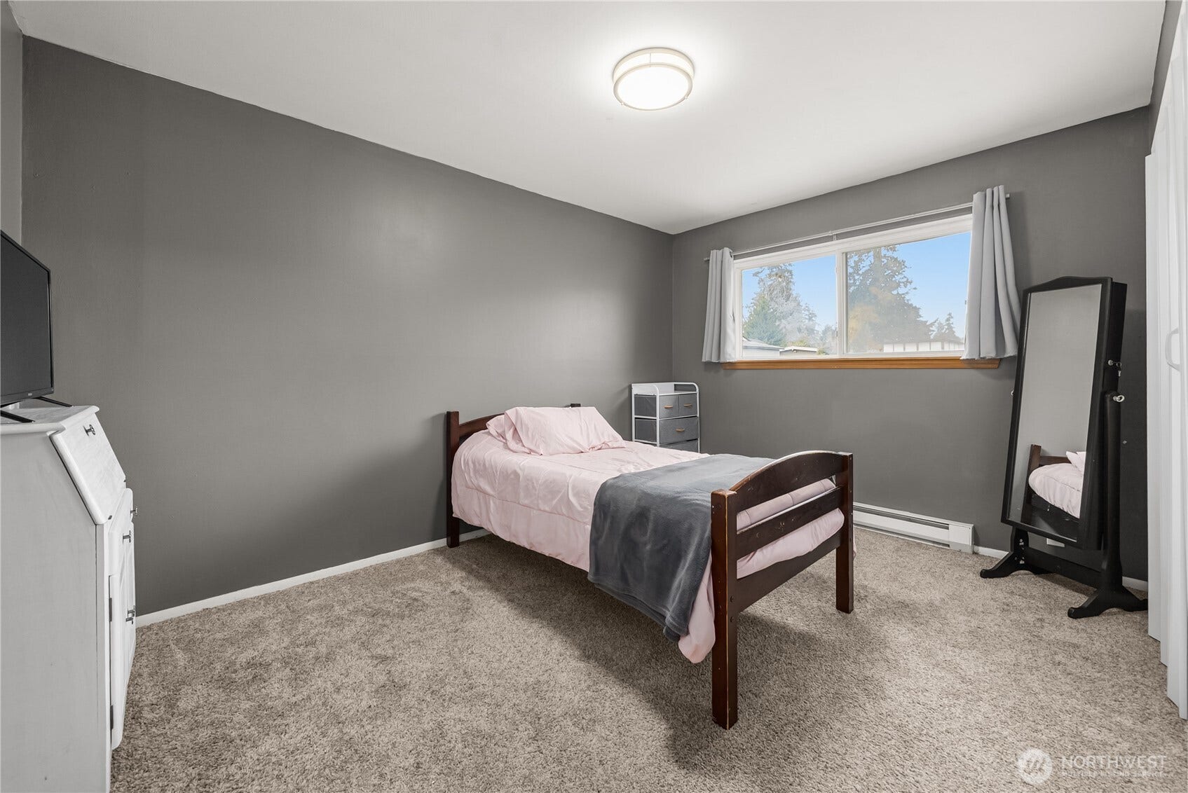27205 124th Avenue SE, Kent, WA 98030 27205 124th Avenue SE, Kent, WA 98030