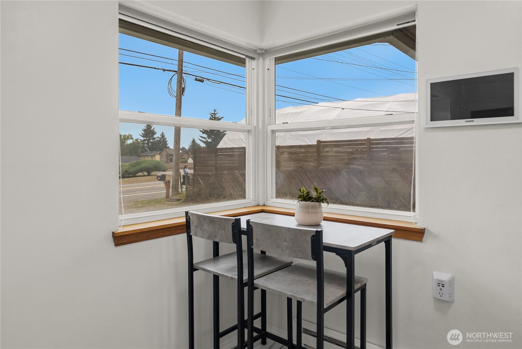 27205 124th Avenue SE, Kent, WA 98030 27205 124th Avenue SE, Kent, WA 98030