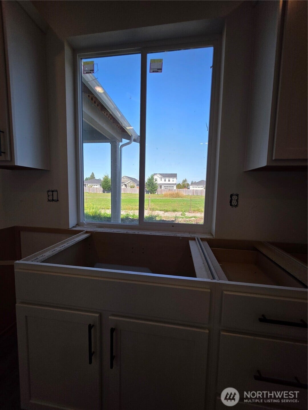 window at kitchen w/ no direct back neighbors