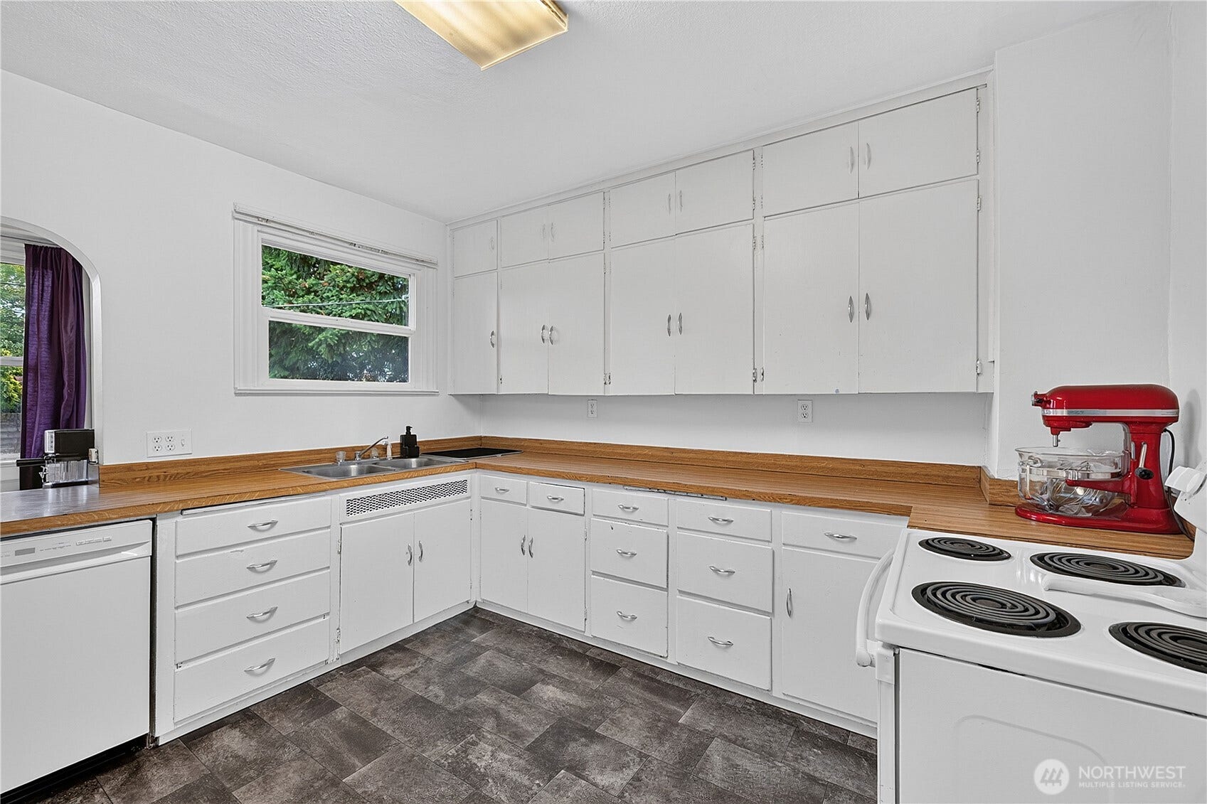 513 Warner Street, Sedro Woolley, WA 98284 Kitchen