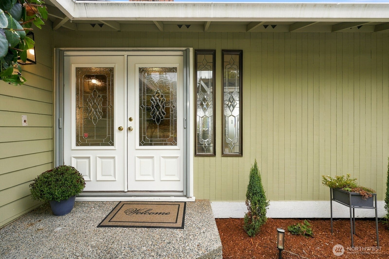 7114 164th Street SW, Edmonds, WA 98026 7114 164th Street SW, Edmonds, WA 98026