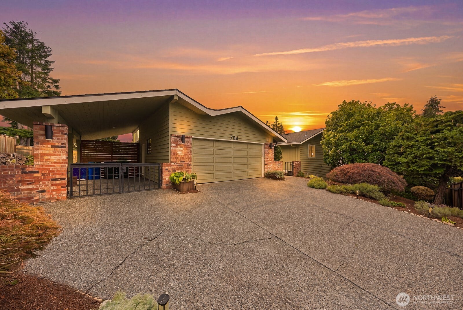 7114 164th Street SW, Edmonds, WA 98026 7114 164th Street SW, Edmonds, WA 98026