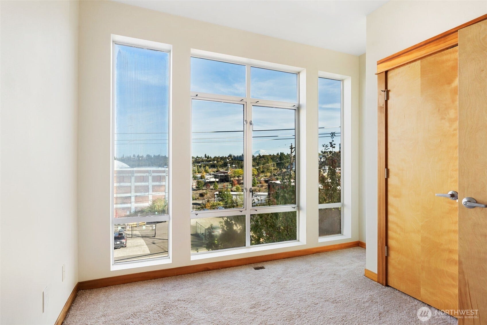 2520 Jefferson Avenue, #C, Tacoma, WA 98402 2nd bedroom makes for a great office.