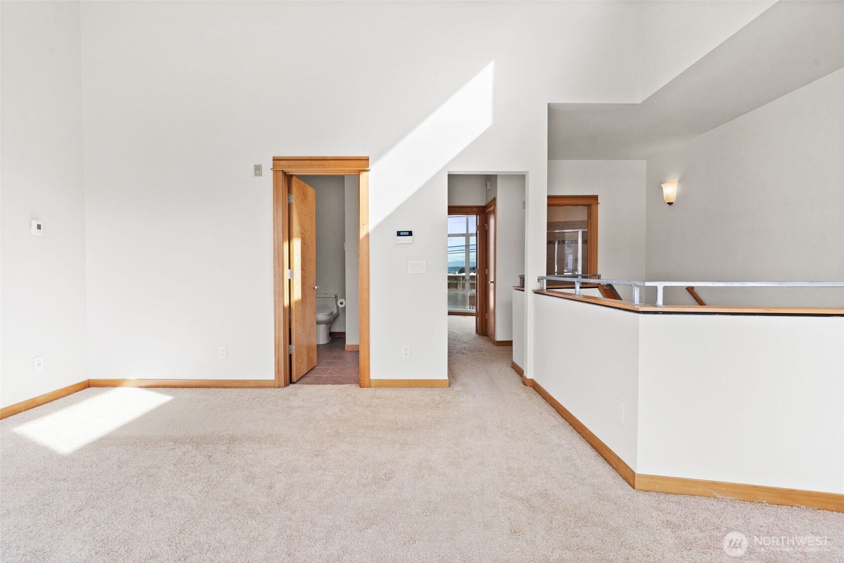 2520 Jefferson Avenue, #C, Tacoma, WA 98402 Primary en-suite to your left.