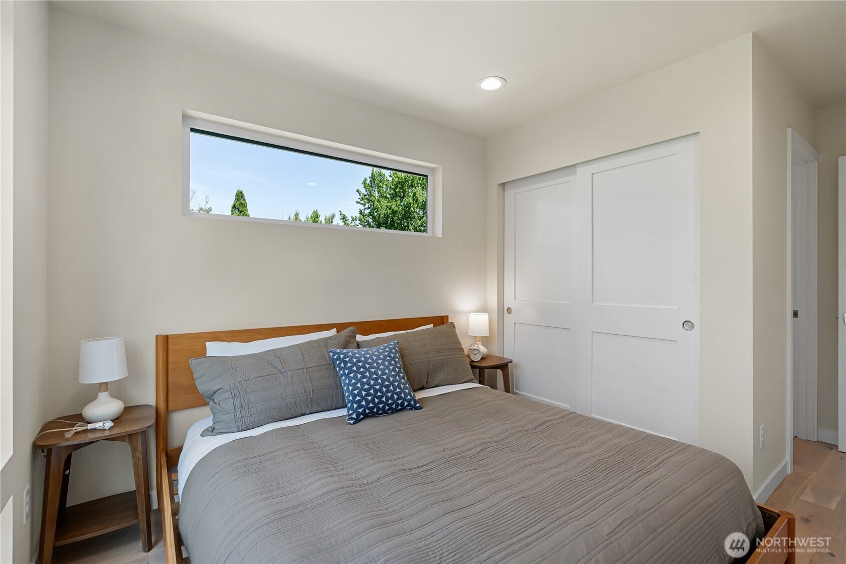 8043 19th Avenue NE, Seattle, WA 98115 8043 19th Avenue NE, Seattle, WA 98115