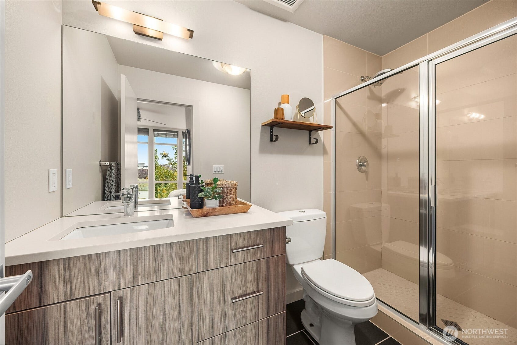 121 20th Avenue, Seattle, WA 98122
