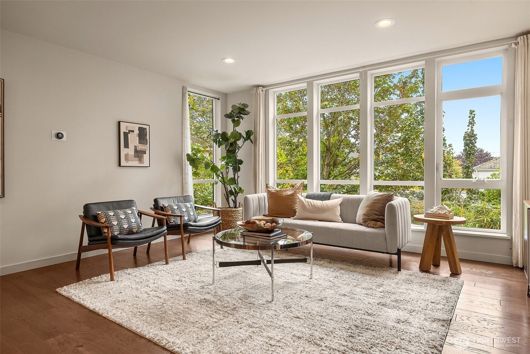 121 20th Avenue, Seattle, WA 98122