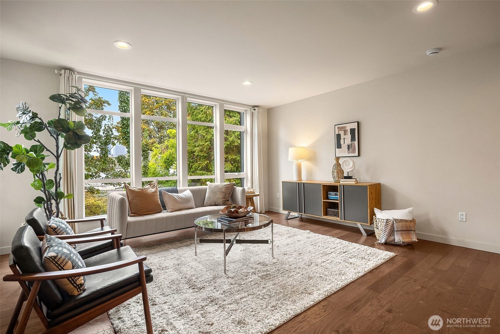 121 20th Avenue, Seattle, WA 98122