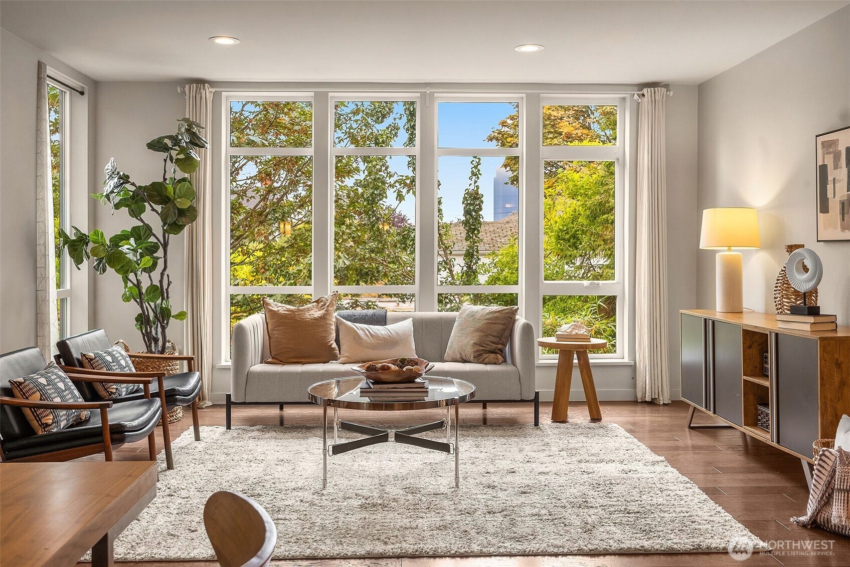 121 20th Avenue, Seattle, WA 98122