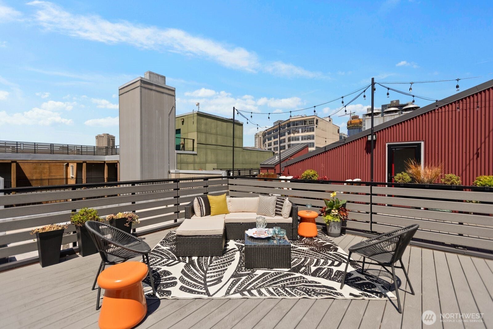 66 Bell Street, #303, Seattle, WA 98121 66 Bell Street, #303, Seattle, WA 98121