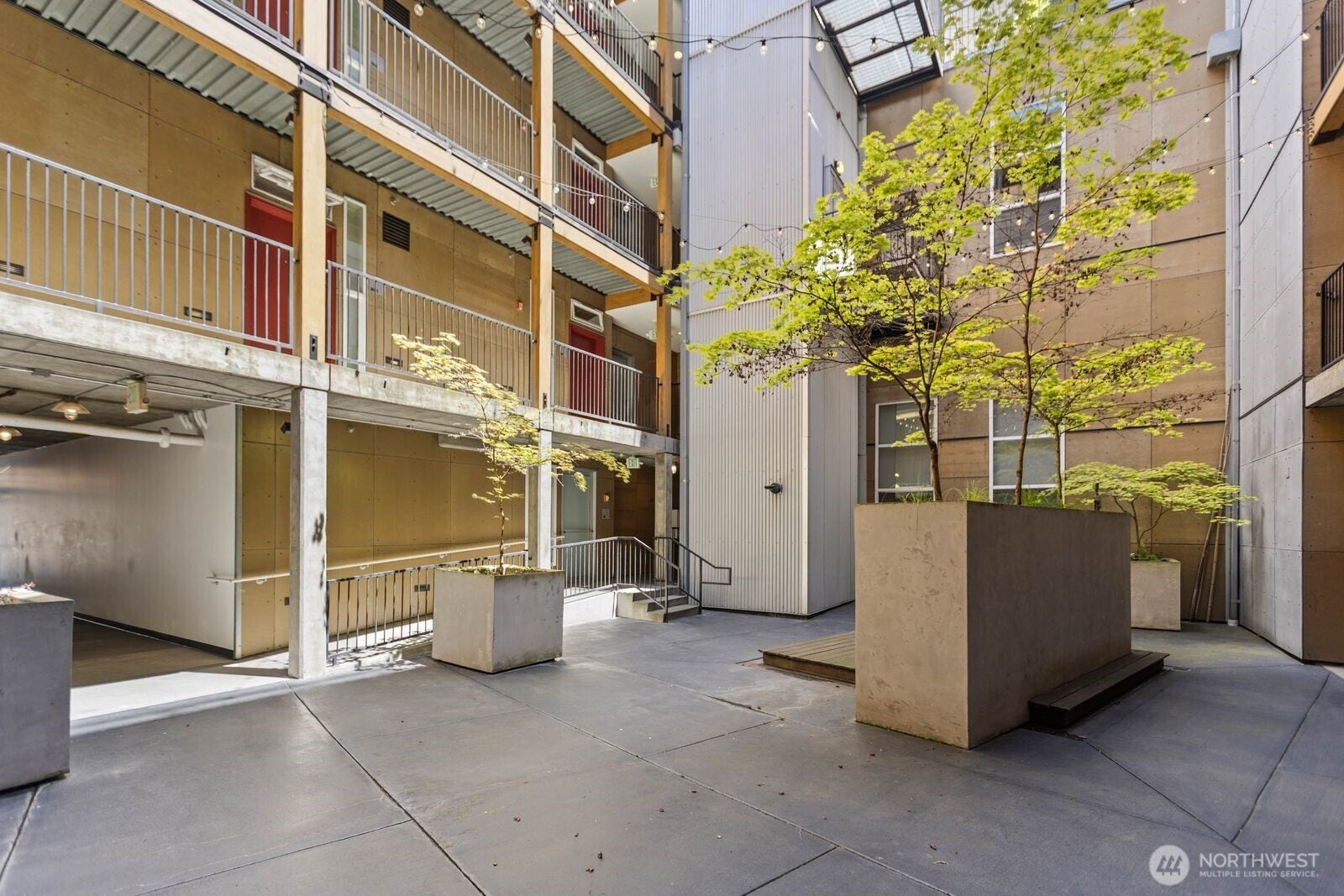 66 Bell Street, #303, Seattle, WA 98121 66 Bell Street, #303, Seattle, WA 98121