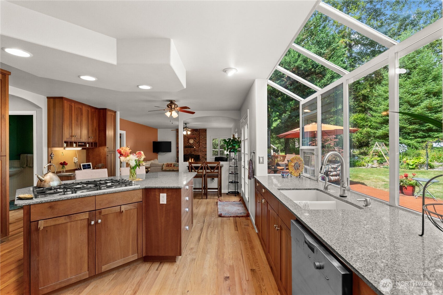 23924 SE 186th Street, Maple Valley, WA 98038 Spacious, inviting, a happy place!