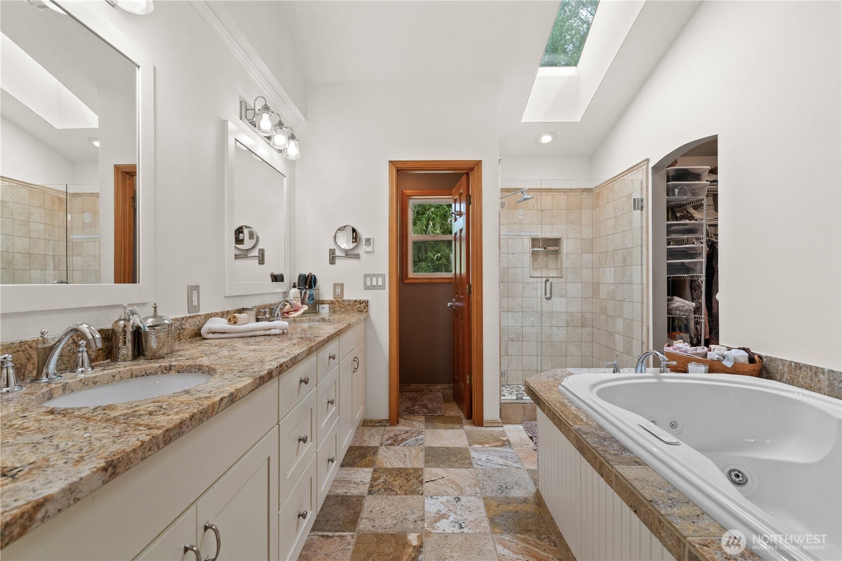 23924 SE 186th Street, Maple Valley, WA 98038 Incredibly comfortable and spacious. 5 piece bath. Heated floors. Vaulted ceilings.The Jacuzzi Brand two person tub is awesome.