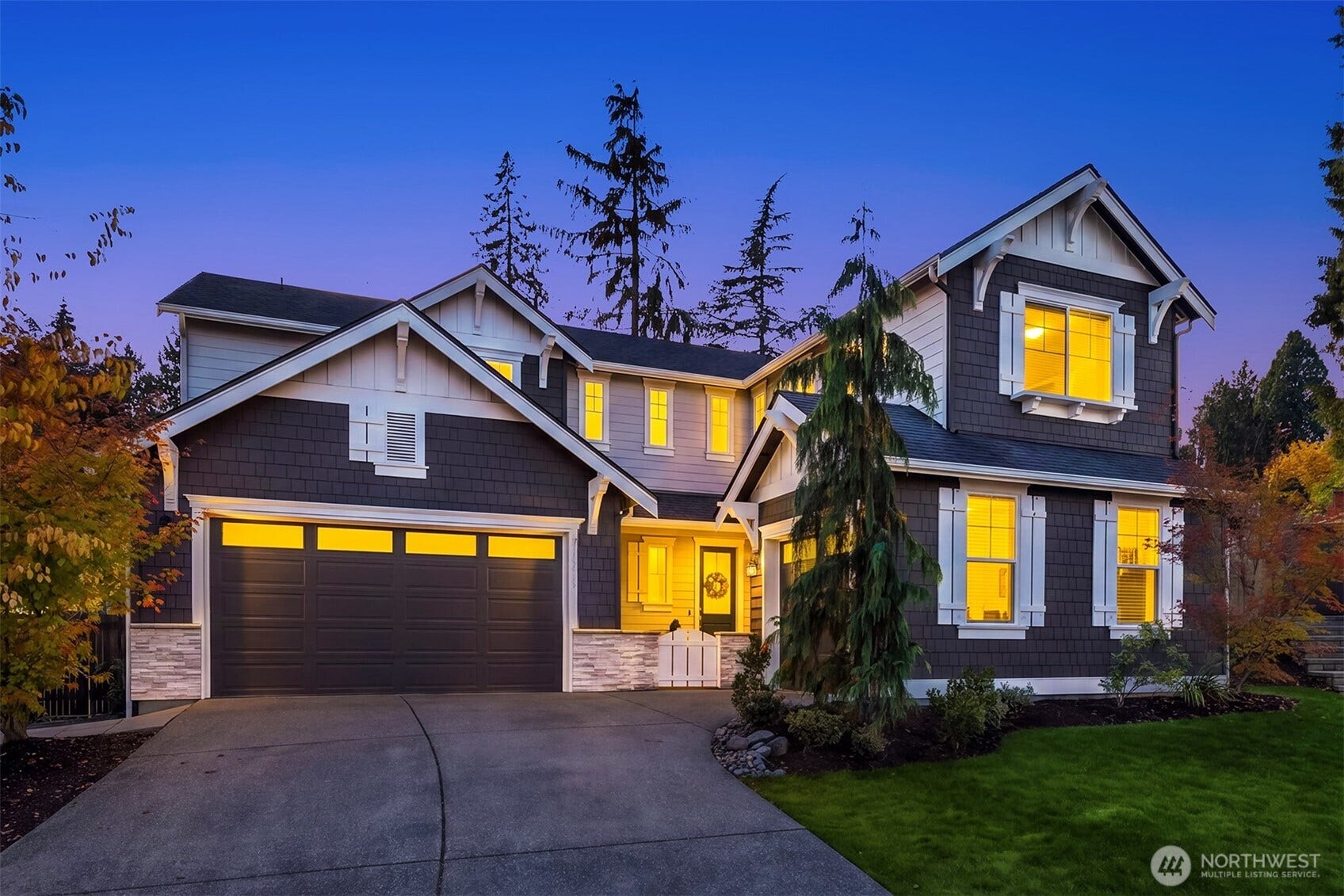 10805 NE 190th Place, Bothell, WA 98011 10805 NE 190th Place, Bothell, WA 98011