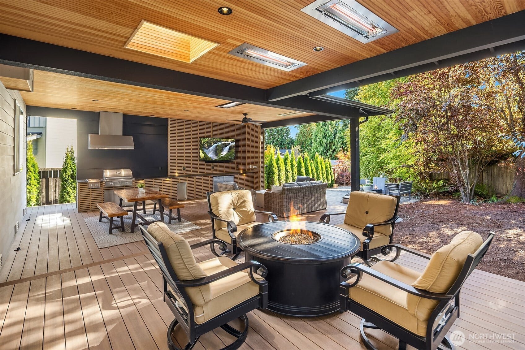 10805 NE 190th Place, Bothell, WA 98011 10805 NE 190th Place, Bothell, WA 98011