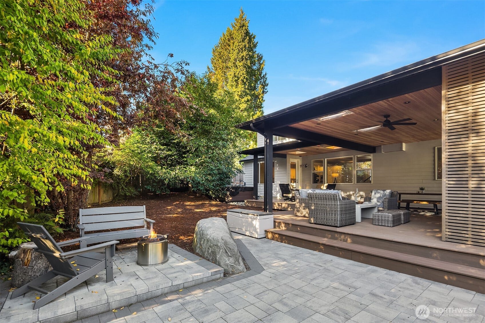 10805 NE 190th Place, Bothell, WA 98011 10805 NE 190th Place, Bothell, WA 98011