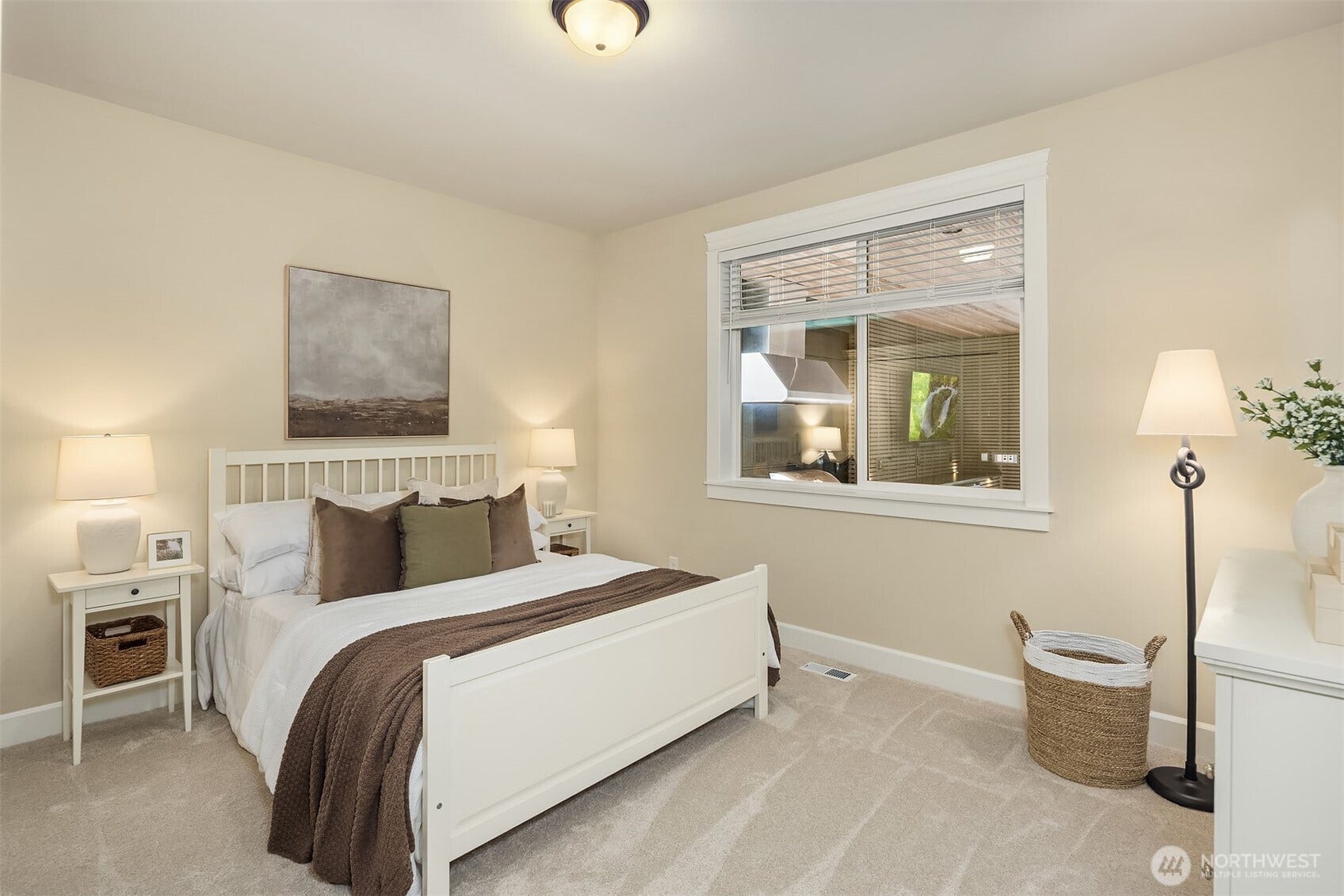10805 NE 190th Place, Bothell, WA 98011 10805 NE 190th Place, Bothell, WA 98011
