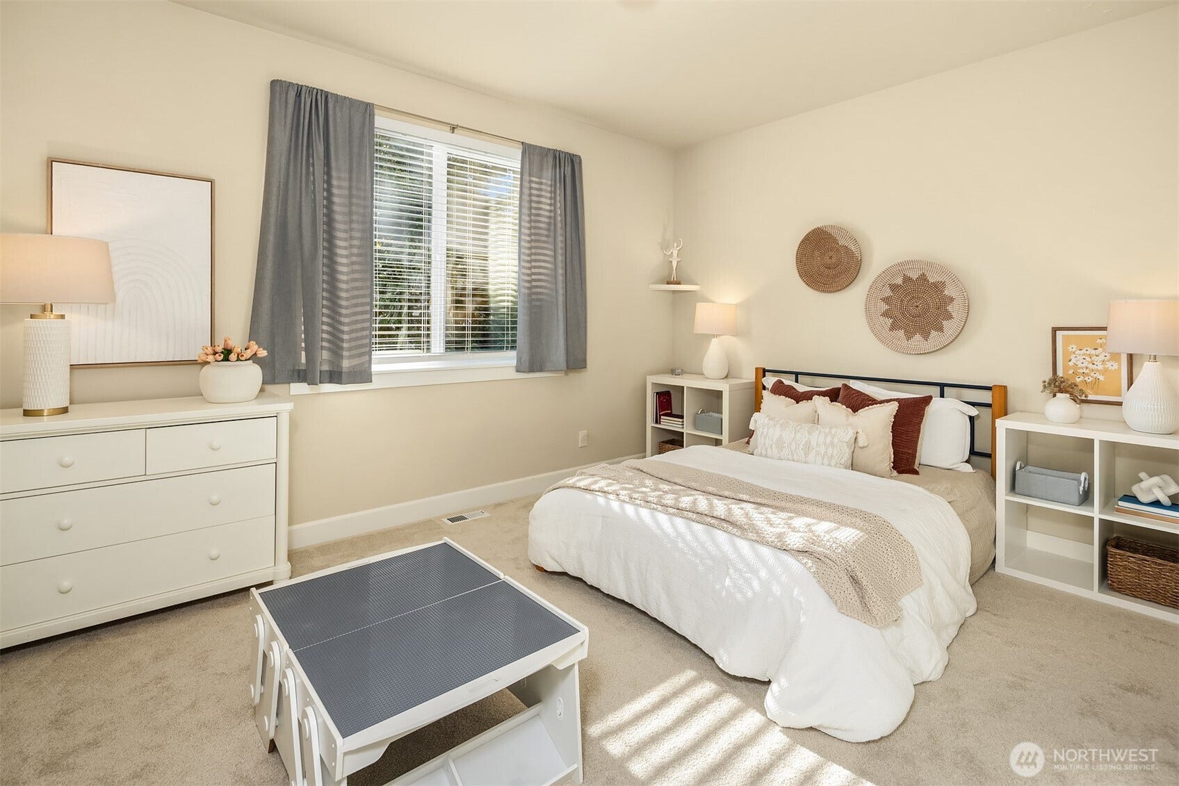 10805 NE 190th Place, Bothell, WA 98011 10805 NE 190th Place, Bothell, WA 98011
