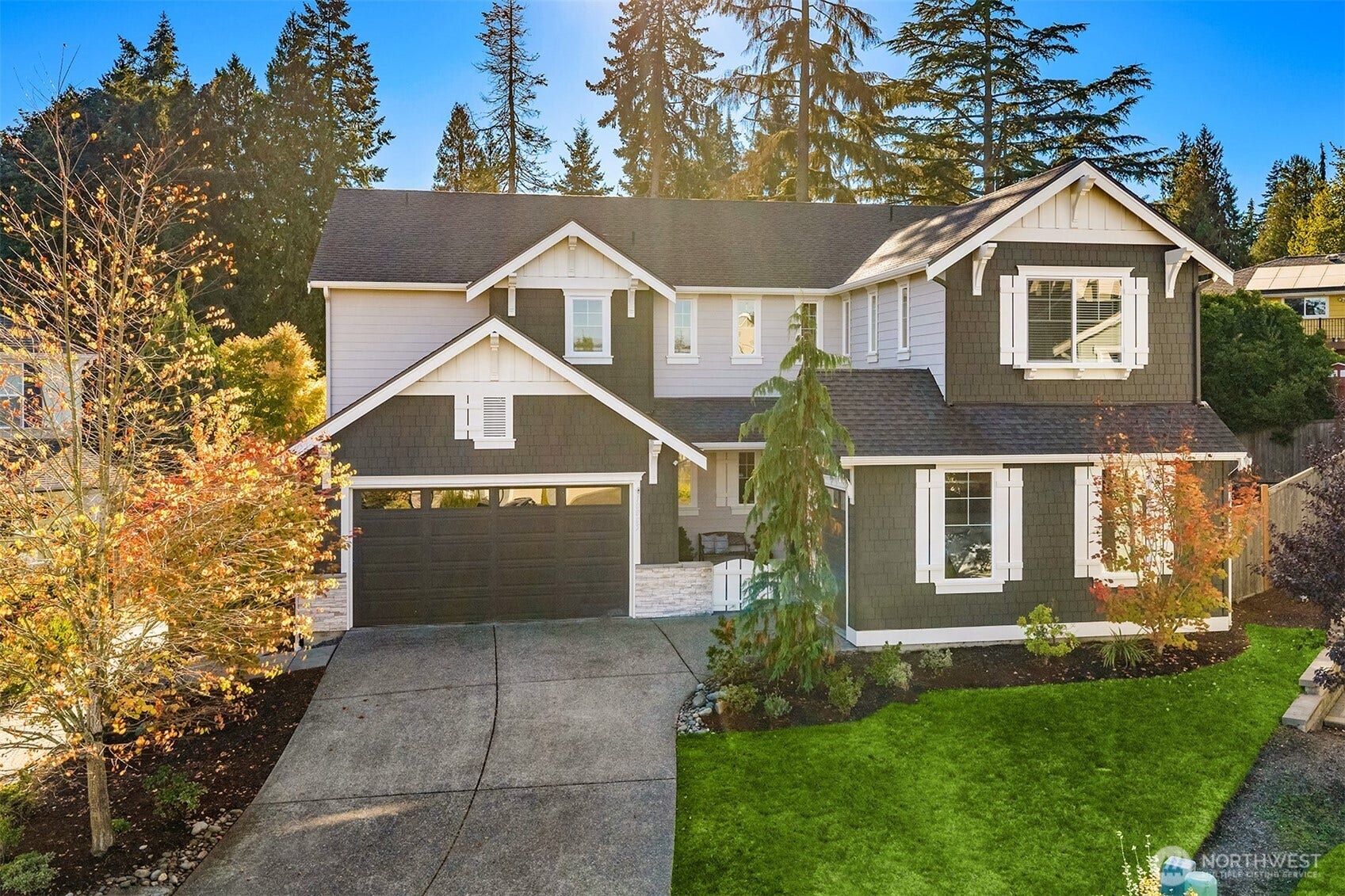 10805 NE 190th Place, Bothell, WA 98011 10805 NE 190th Place, Bothell, WA 98011