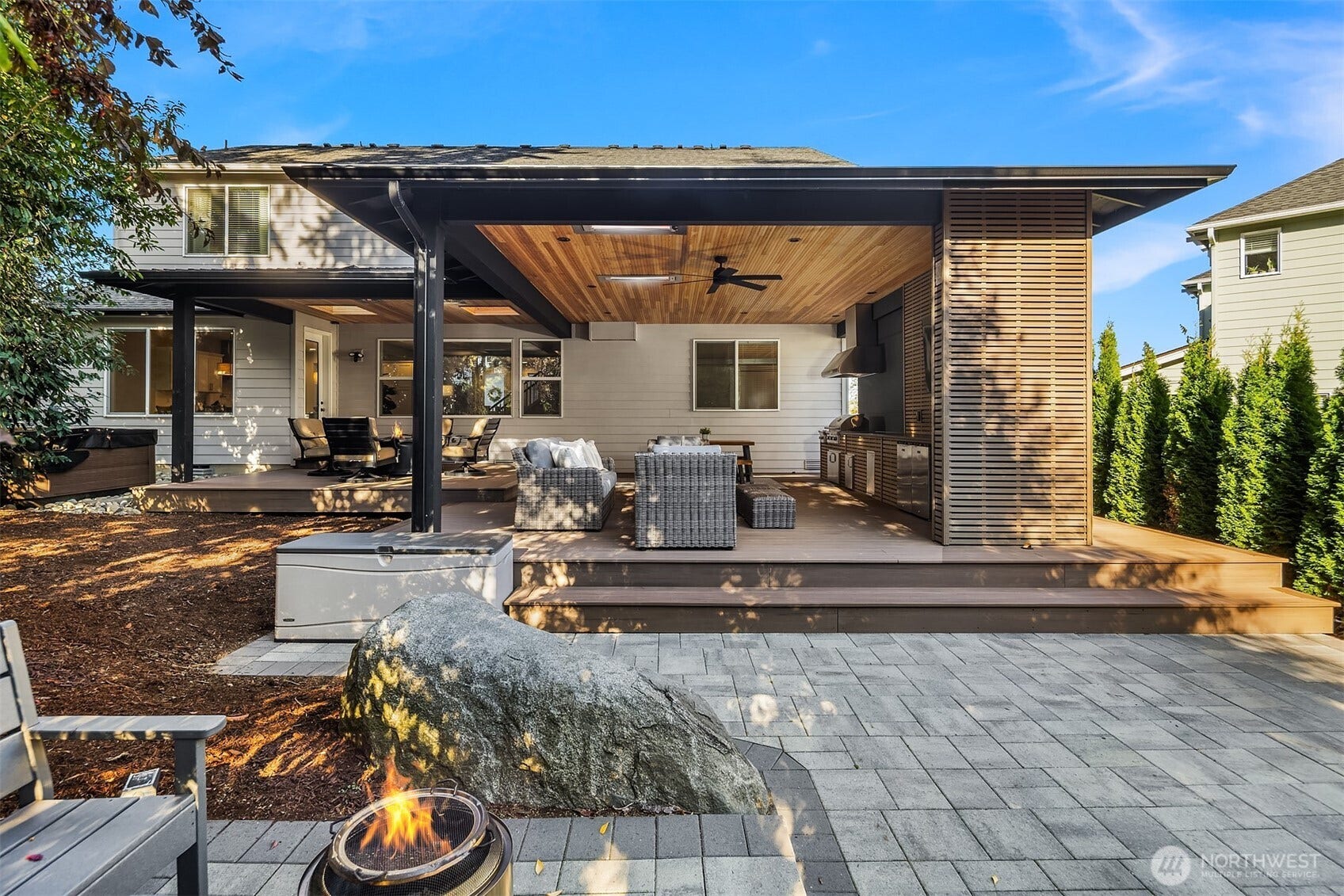 10805 NE 190th Place, Bothell, WA 98011 10805 NE 190th Place, Bothell, WA 98011