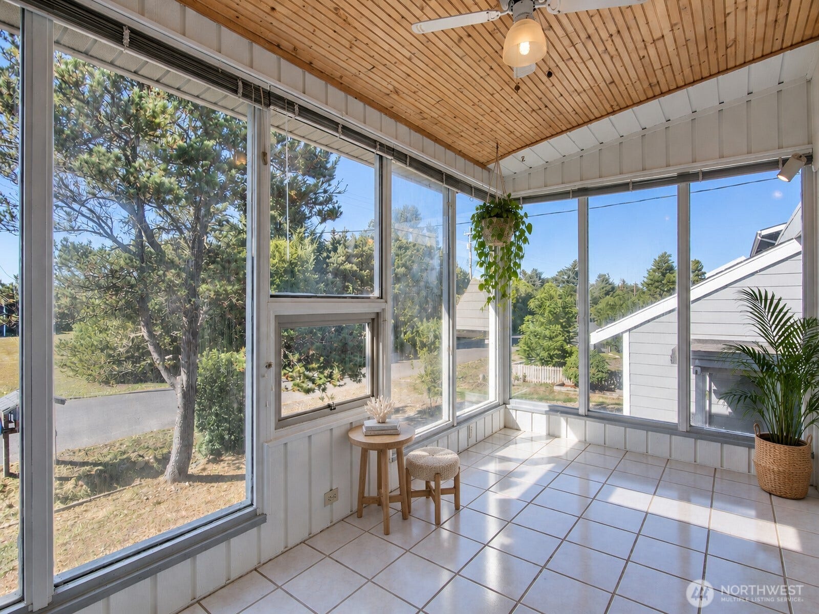 288 Sand Dune Avenue NW, Ocean Shores, WA 98569