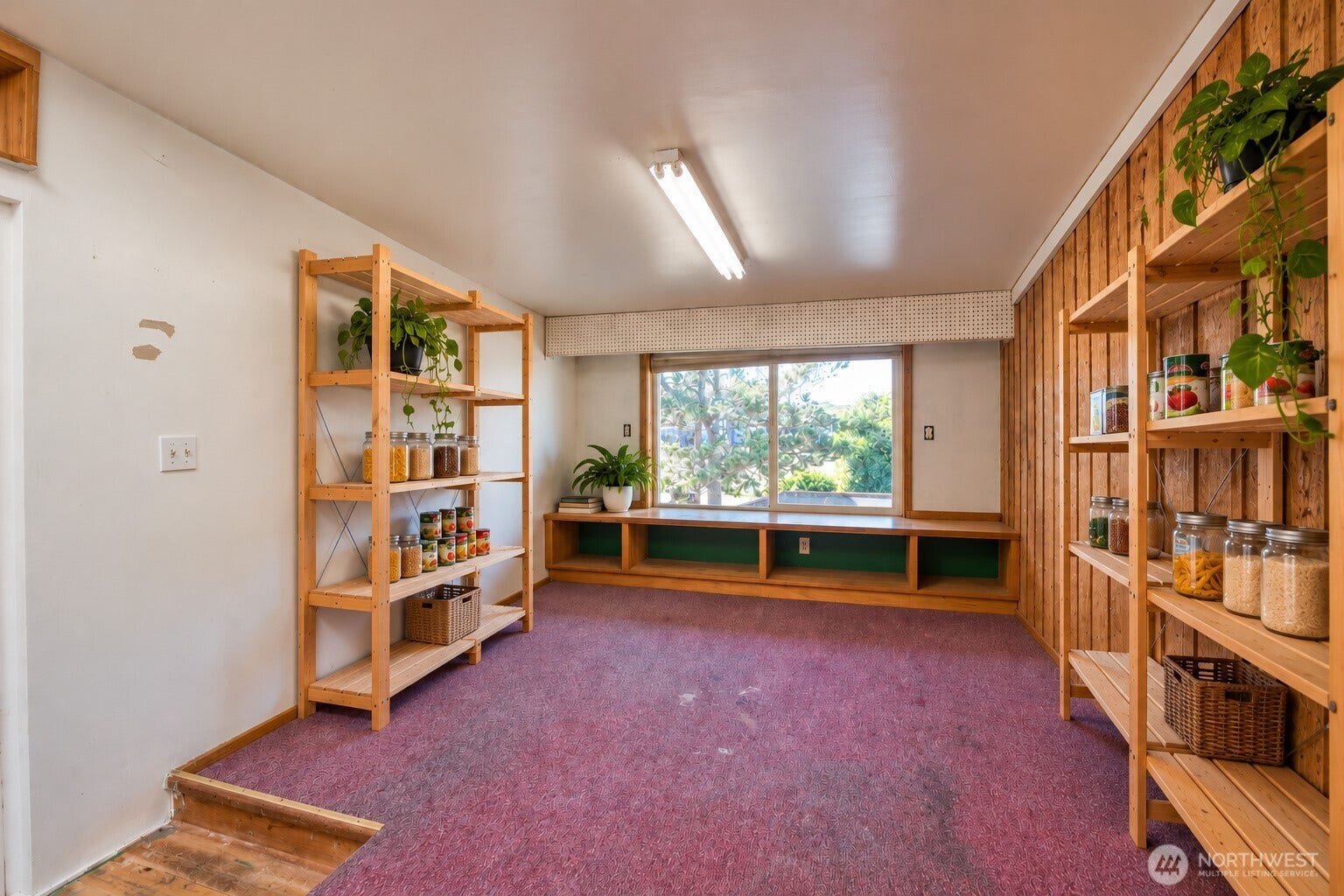288 Sand Dune Avenue NW, Ocean Shores, WA 98569