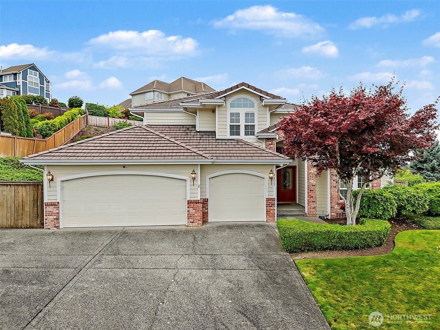 Property photo for 4217 Crystal Lane Loop SE, Puyallup, WA