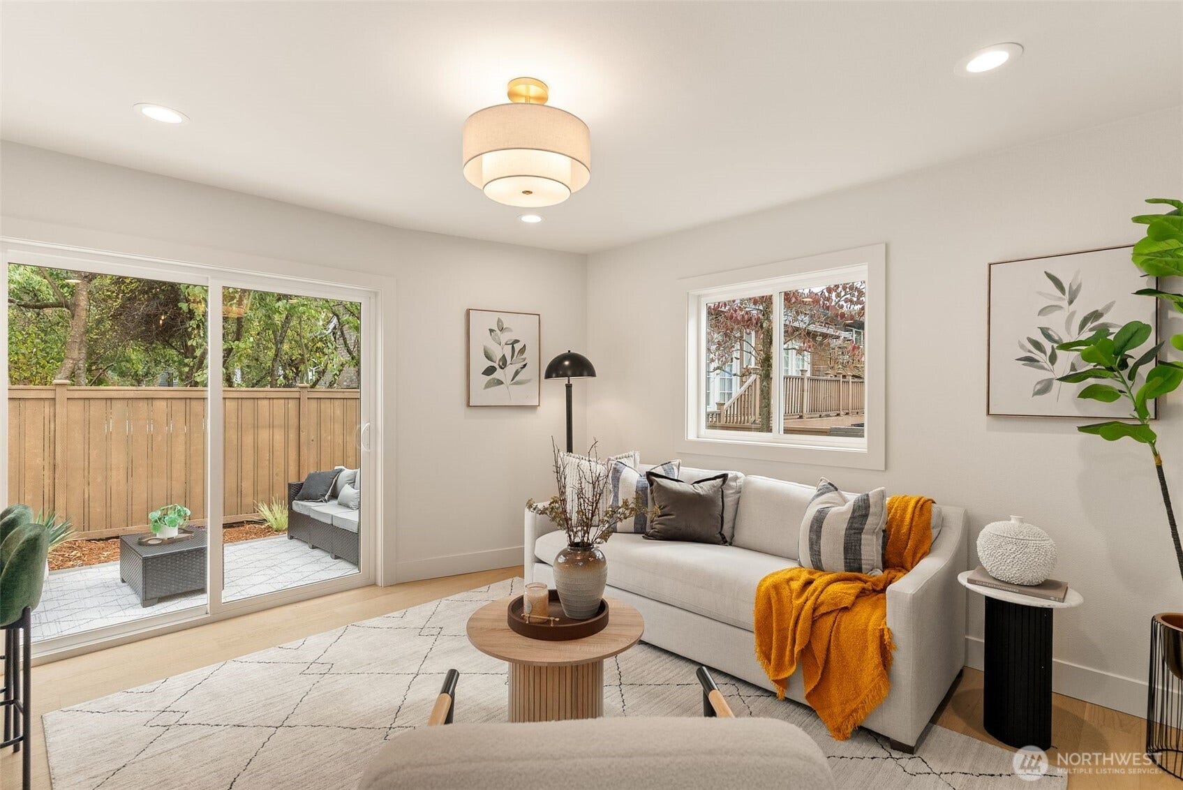 7312 Fauntleroy Way SW, Seattle, WA 98136
