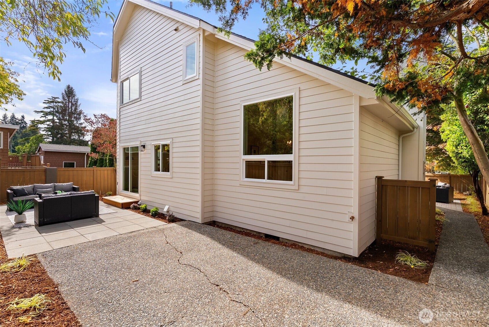 7312 Fauntleroy Way SW, Seattle, WA 98136