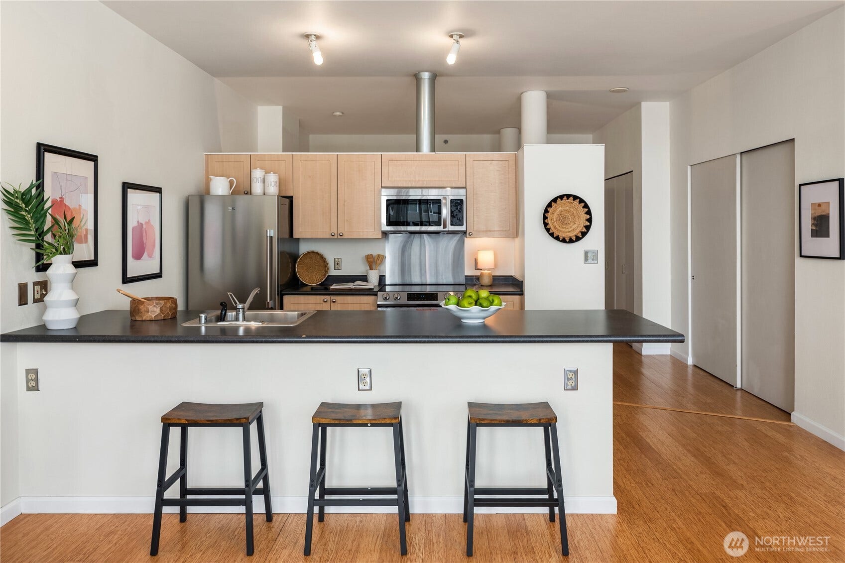 2717 Western Avenue, #8014, Seattle, WA 98121