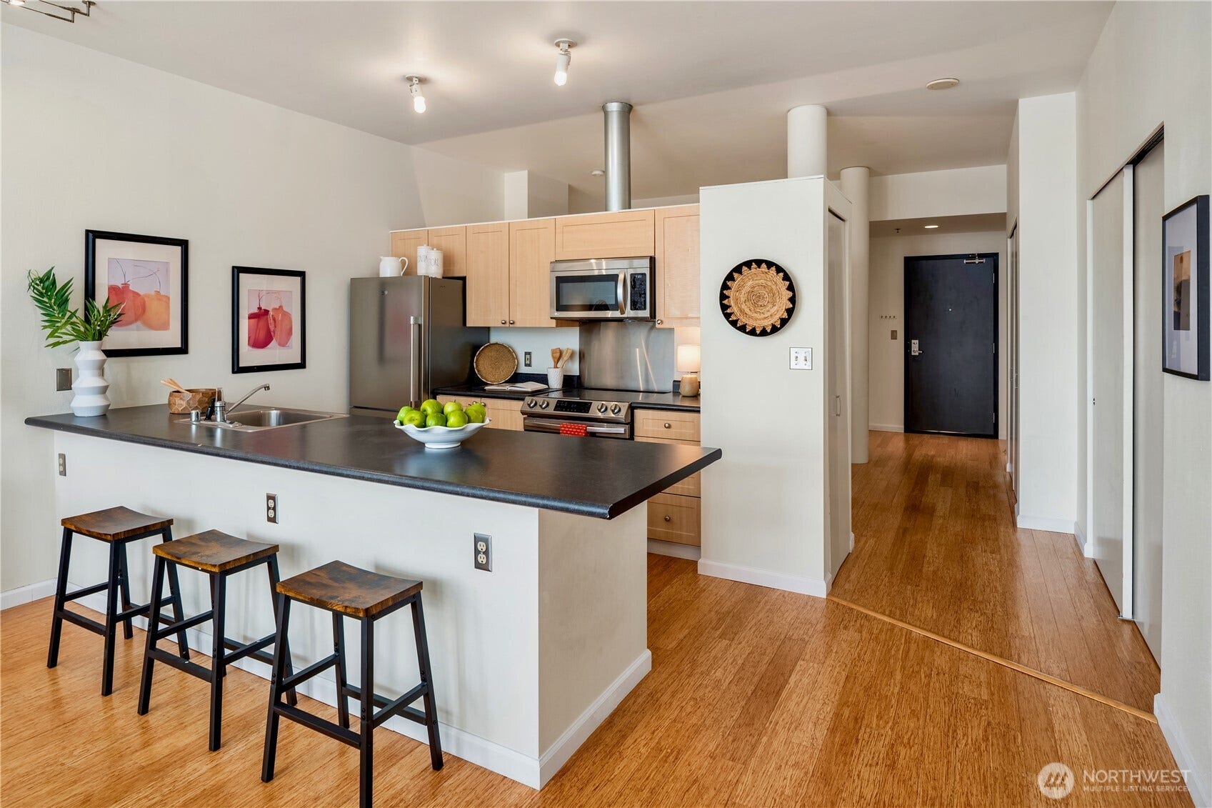2717 Western Avenue, #8014, Seattle, WA 98121
