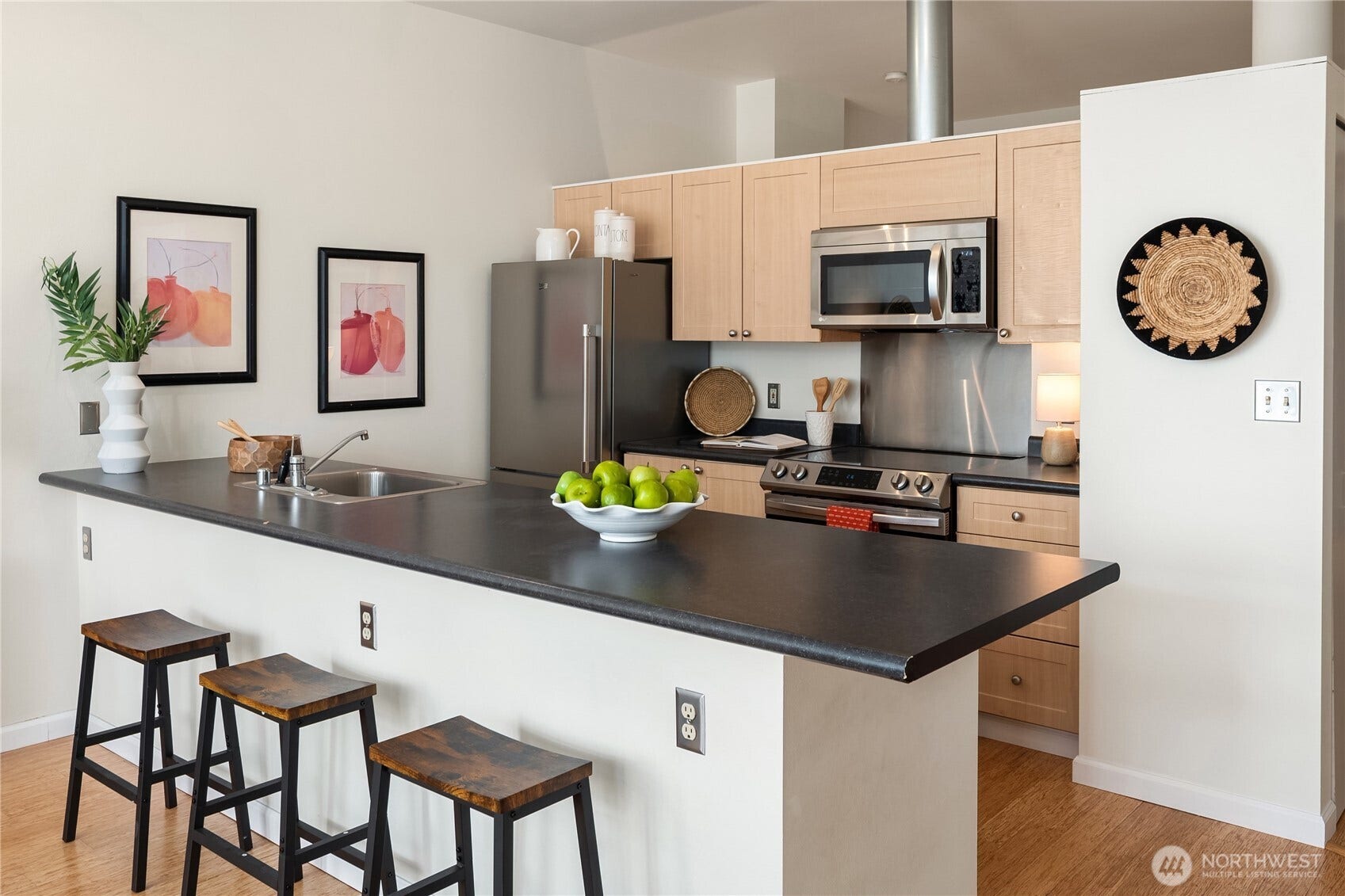 2717 Western Avenue, #8014, Seattle, WA 98121