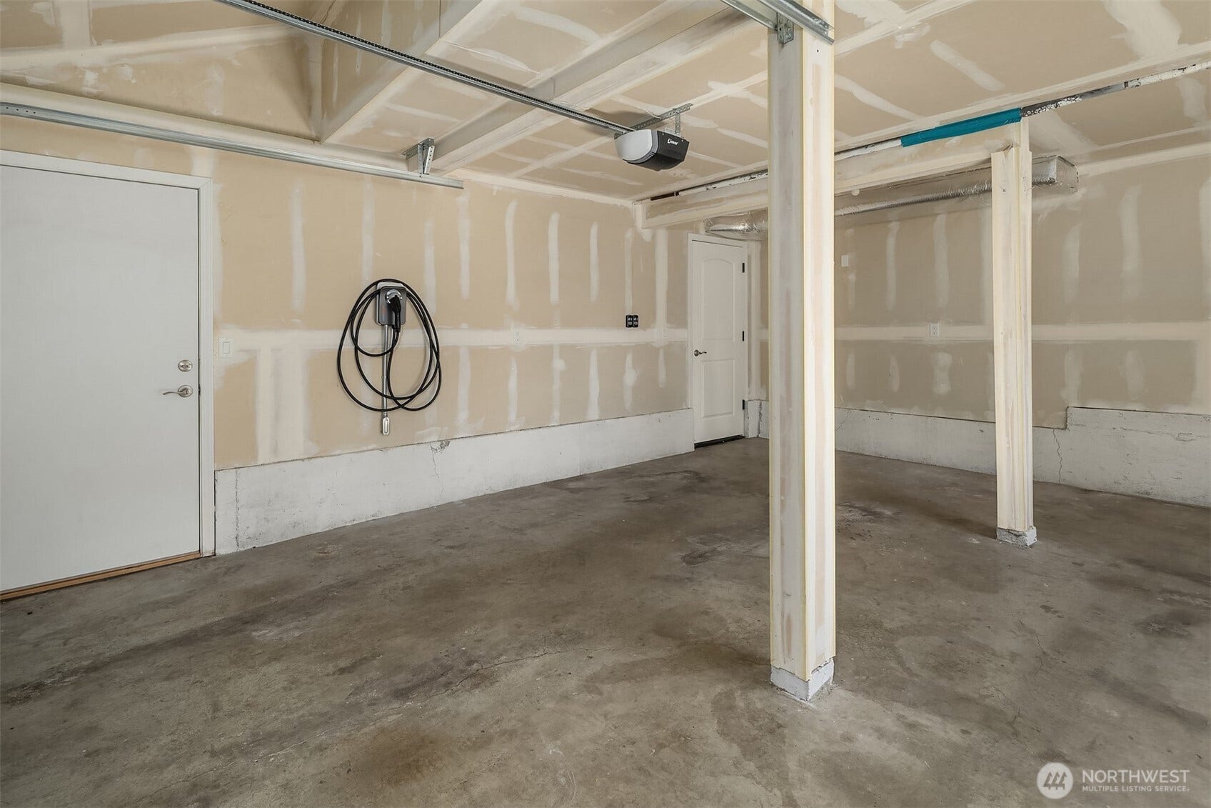 12943 NE 131st Street, Kirkland, WA 98034 12943 NE 131st Street, Kirkland, WA 98034
