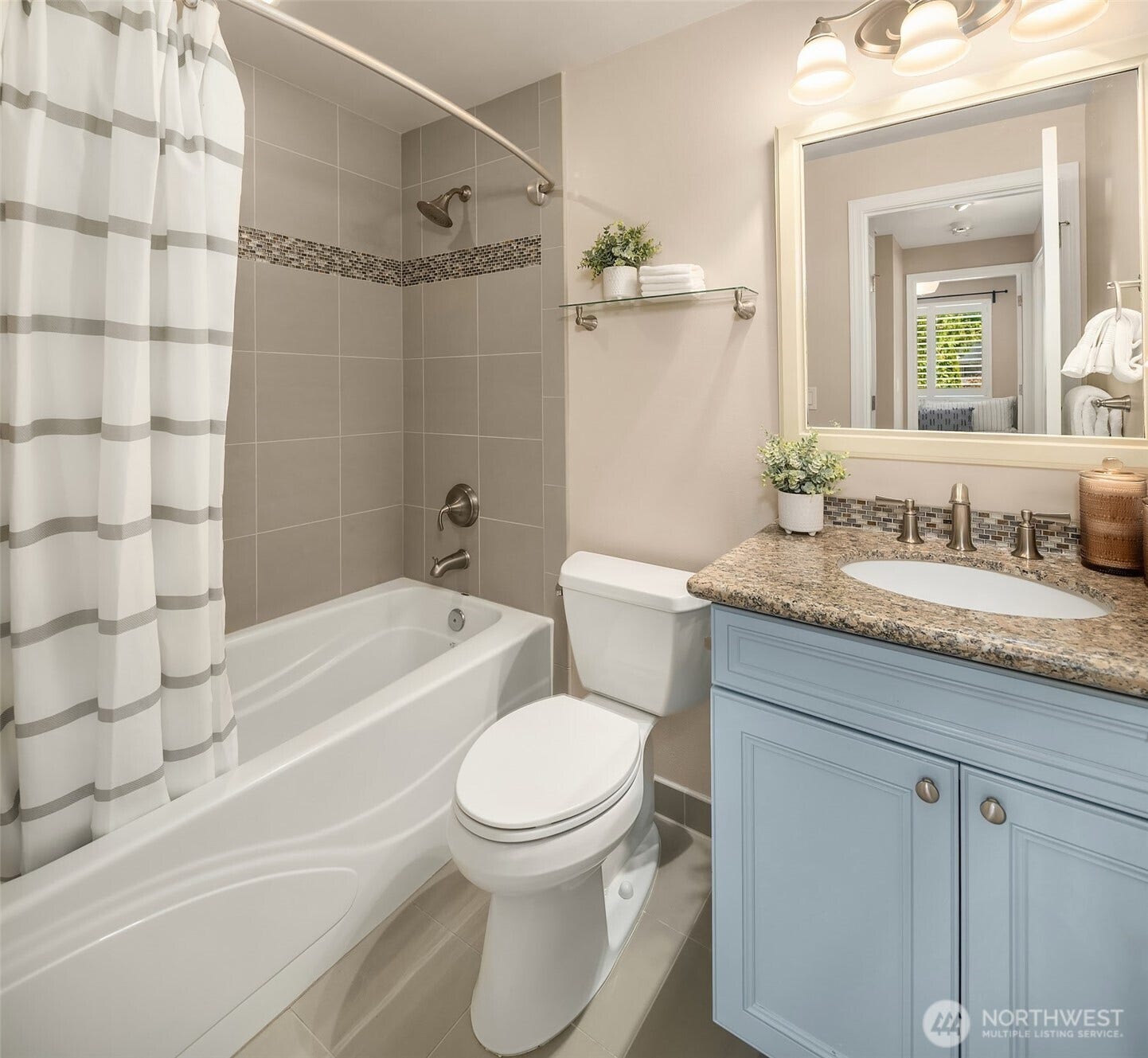 12943 NE 131st Street, Kirkland, WA 98034 12943 NE 131st Street, Kirkland, WA 98034