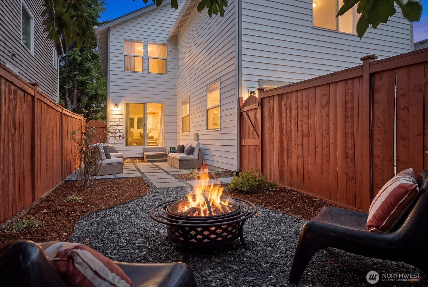 9229 227th Avenue NE, Redmond, WA 98053