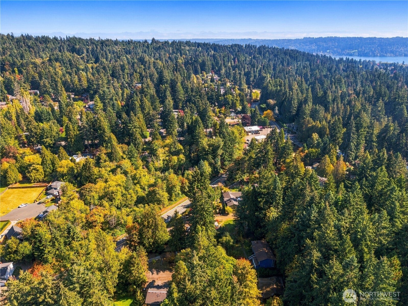 18709 Ballinger Way NE, Lake Forest Park, WA 98155