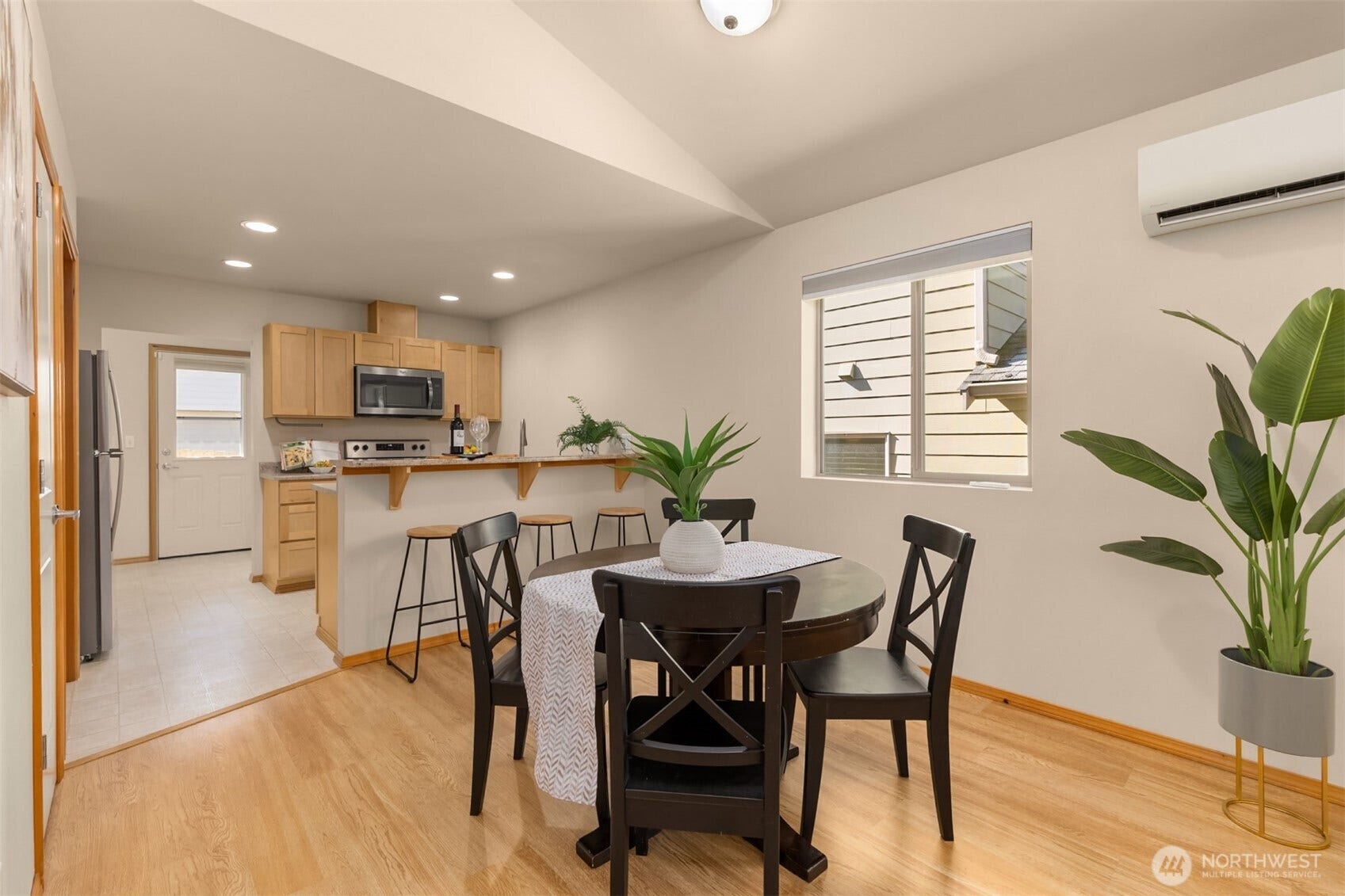 410 NE Hazelberry Court, Poulsbo, WA 98370 410 NE Hazelberry Court, Poulsbo, WA 98370