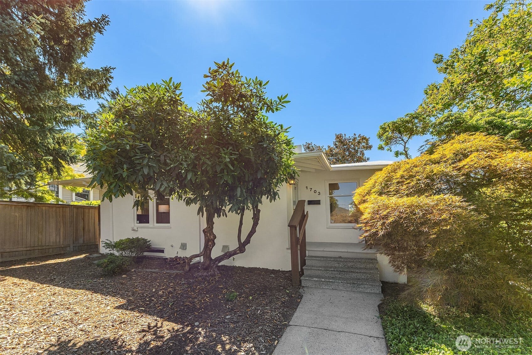 1703 NE 73rd Street, Seattle, WA 98115 1703 NE 73rd Street, Seattle, WA 98115