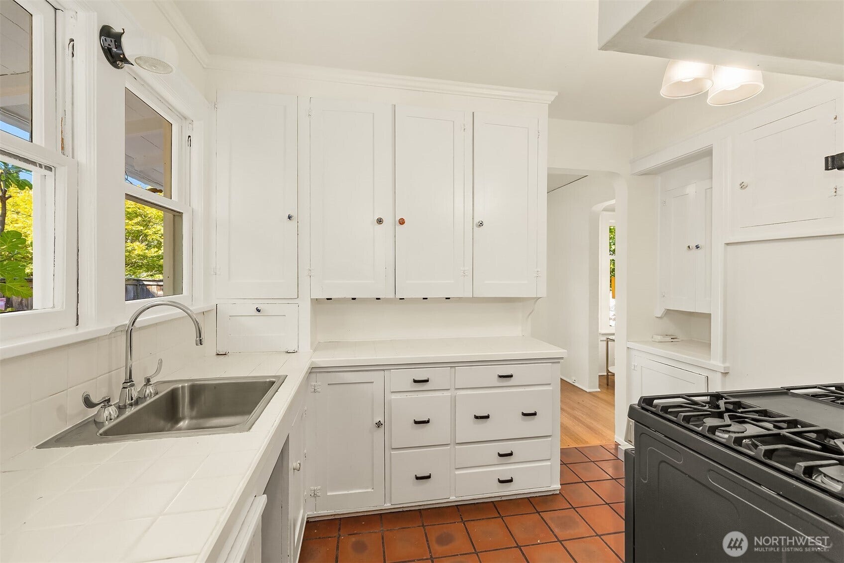 1703 NE 73rd Street, Seattle, WA 98115 1703 NE 73rd Street, Seattle, WA 98115