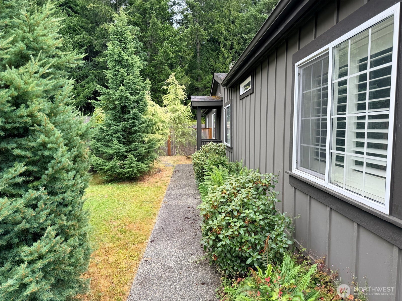 14619 41st Avenue Ct NW, #82, Gig Harbor, WA 98332 Leading to Front Door.
