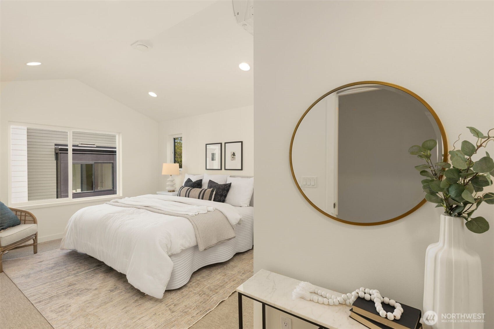 8323 C 12th Avenue NW, Seattle, WA 98117 8323 C 12th Avenue NW, Seattle, WA 98117