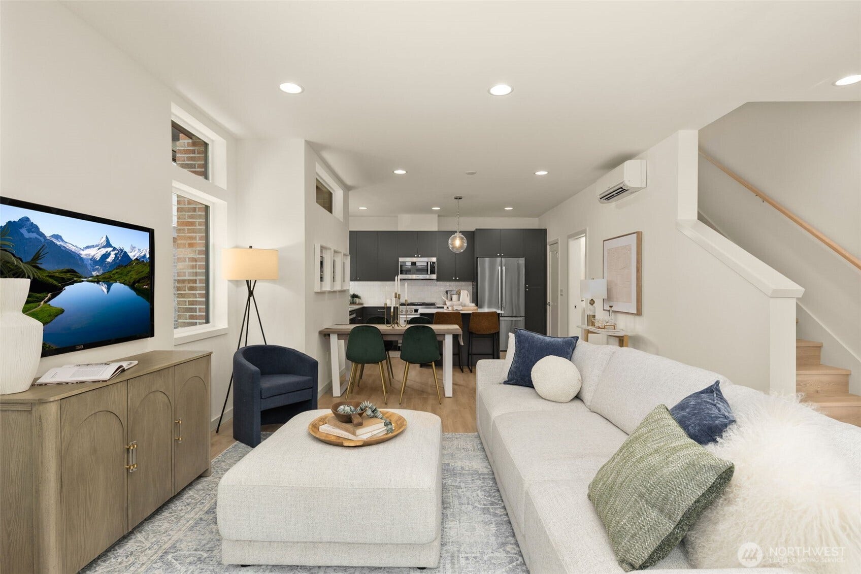 8323 C 12th Avenue NW, Seattle, WA 98117 8323 C 12th Avenue NW, Seattle, WA 98117